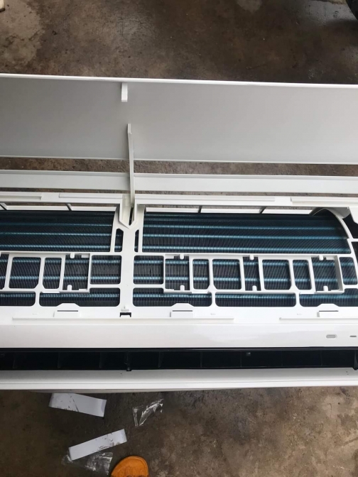 Vệ sinh máy lạnh Đường Hương lộ 80 quận Bình Tân